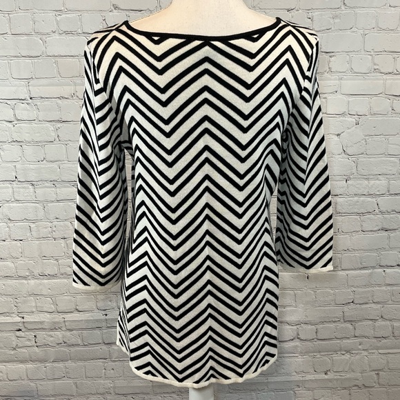 CABLE & GAUGE Tunic Sweater Black & White Chevron Striped-Medium - Picture 4 of 4